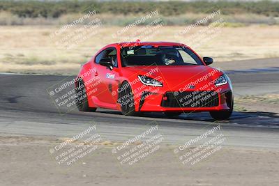 media/Sep-15-2024-Speed Ventures (Sun) [[7a54f7ed2f]]/86 Group/Session 1 (Outside Grapevine)/